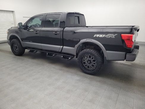 Used 2016 Nissan Titan PRO-4X w/ Pro-4x Convenience Package image 3