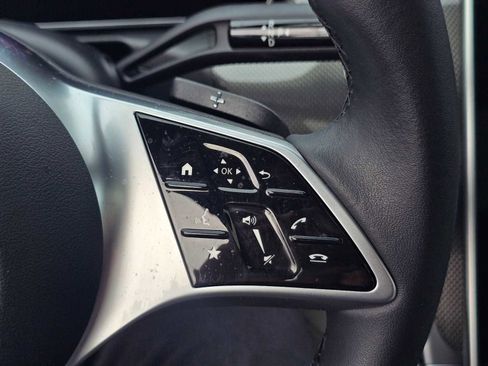 Used 2025 Mercedes-Benz C 300 Sedan image 34