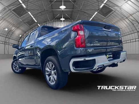 Used 2021 Chevrolet Silverado 1500 LT AWD/4WD image 10