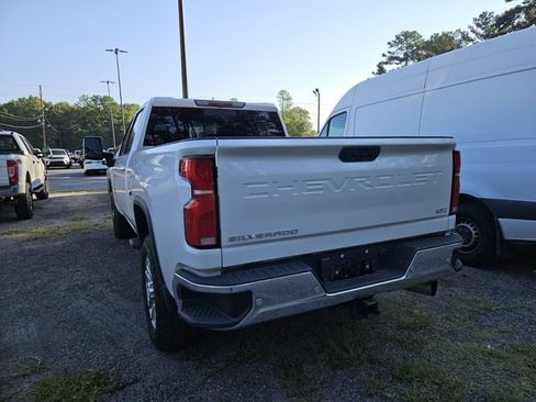 Used 2024 Chevrolet Silverado 2500 LTZ w/ LTZ Plus Package AWD/4WD image 9
