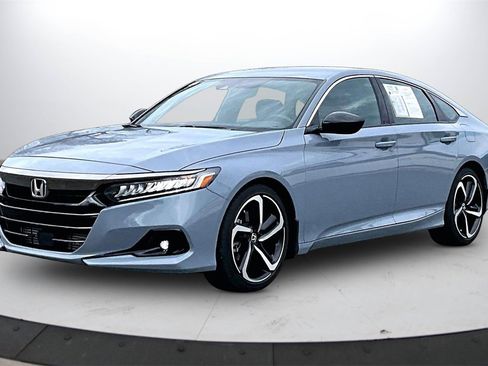 Used 2022 Honda Accord Sport image 4
