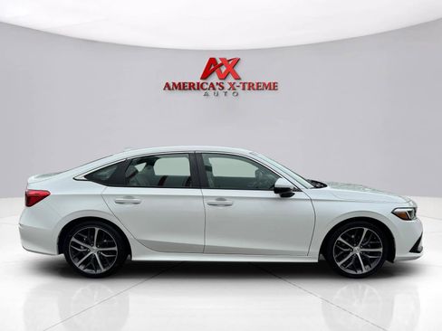 Used 2024 Honda Civic Touring image 7