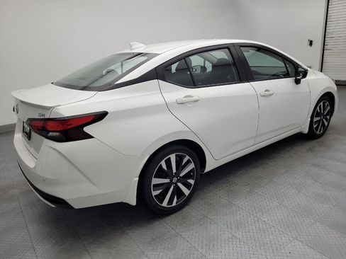 Used 2022 Nissan Versa SR image 10