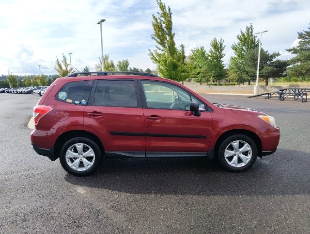 Used 2015 Subaru Forester 2.5i Premium w/ Protection Package #1 AWD/4WD image 2