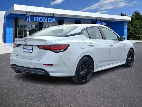 Used 2023 Nissan Sentra SR w/ SR Premium Package image 24