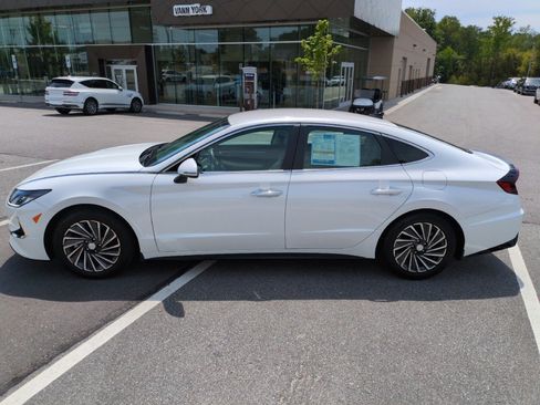 Used 2022 Hyundai Sonata SEL FWD image 4