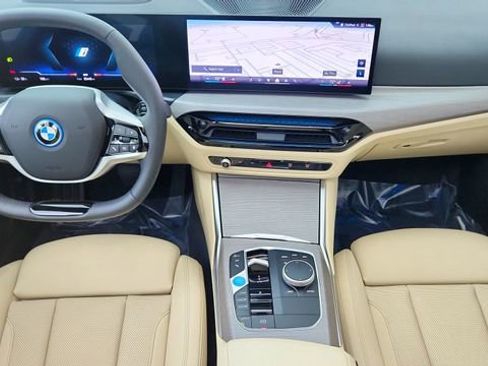 Used 2025 BMW i4 eDrive40 w/ Premium Package image 35