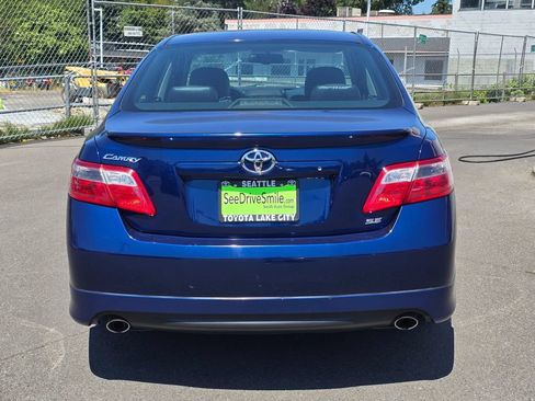 Used 2007 Toyota Camry SE FWD image 6