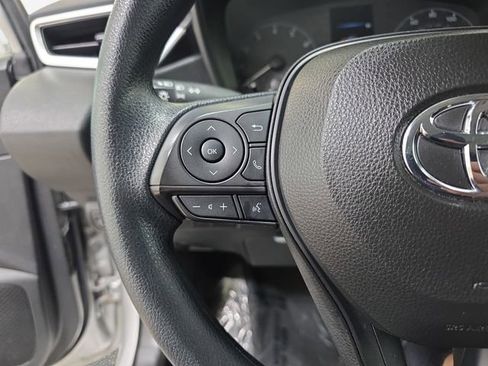 Used 2023 Toyota Corolla LE FWD image 17