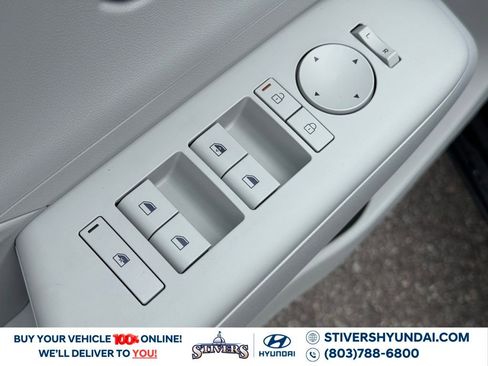 New 2026 Hyundai Kona SE image 21