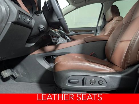 Used 2021 Buick Enclave Avenir w/ Avenir Technology Package FWD image 9