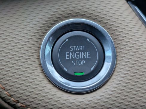 New 2026 Chevrolet Equinox ACTIV w/ Convenience Package III AWD/4WD image 24