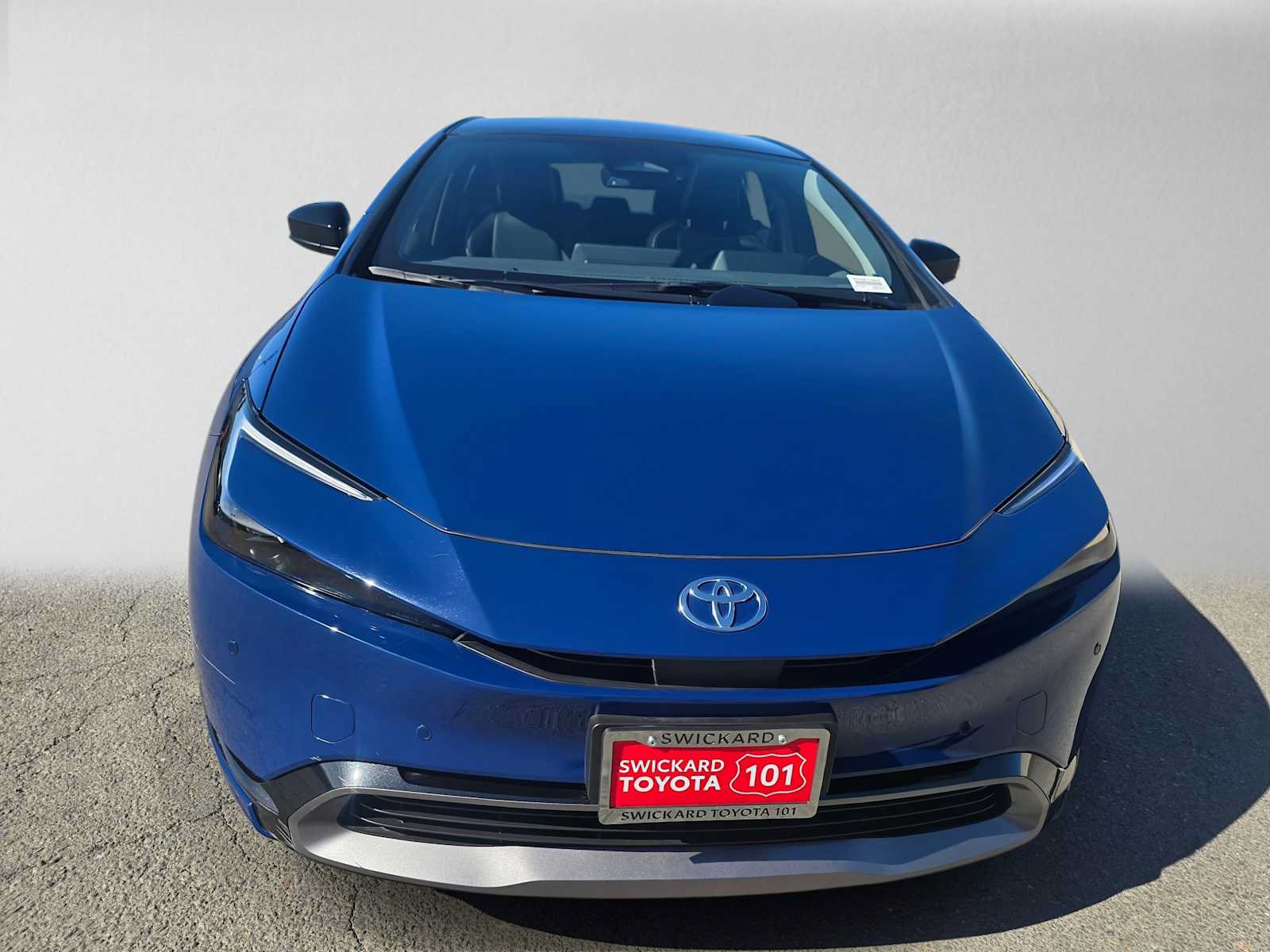 Used 2026 Toyota Prius XLE AWD/4WD image 8