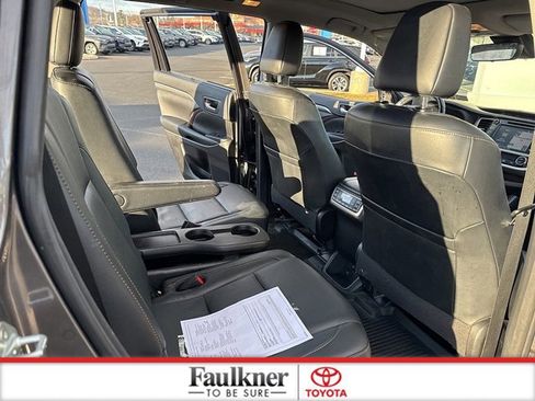 Certified 2018 Toyota Highlander Limited image 14