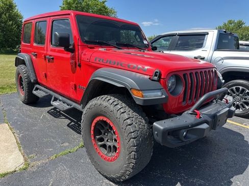 Used 2019 Jeep Wrangler Unlimited Rubicon w/ Uconnect 4C Nav & Sound Group AWD/4WD image 2
