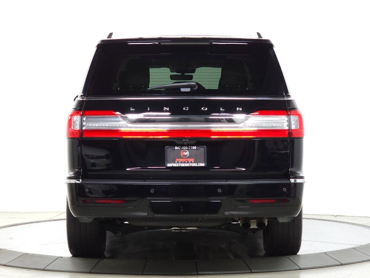 Used 2018 Lincoln Navigator Reserve w/ Technology Package AWD/4WD image 6