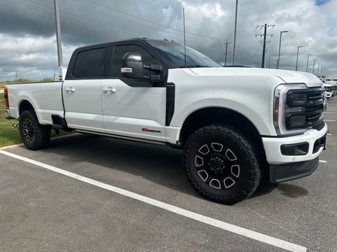Certified 2025 Ford F350 Platinum w/ FX4 Off-Road Package AWD/4WD image 2