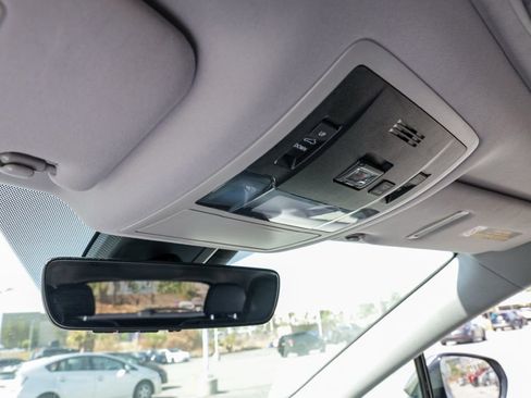 Used 2020 Lexus RX 350L FWD w/ Premium Package image 32
