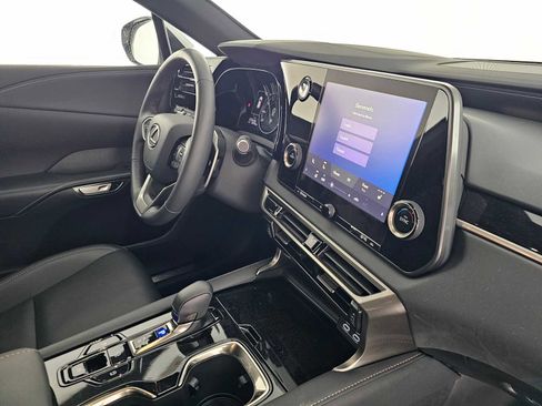 Used 2024 Lexus RX 350 FWD w/ Technology Package image 12
