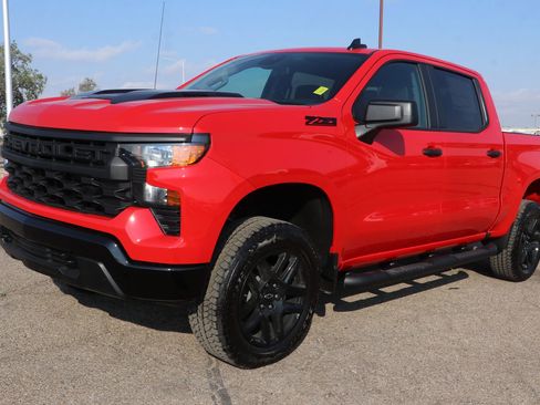 New 2026 Chevrolet Silverado 1500 Custom Trail Boss w/ Turbomax Blackout Package image 3