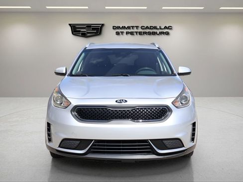 Used 2019 Kia Niro LX image 8