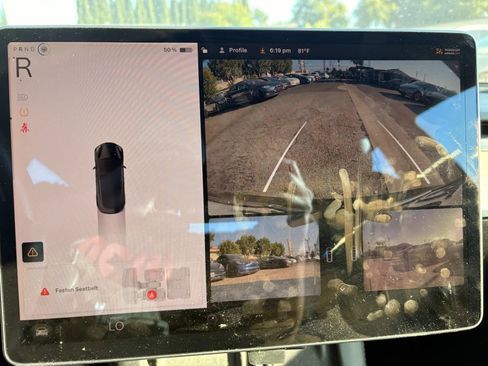 Used 2022 Tesla Model 3 Long Range AWD/4WD image 16