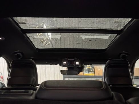 Used 2025 Jeep Grand Cherokee Summit image 22