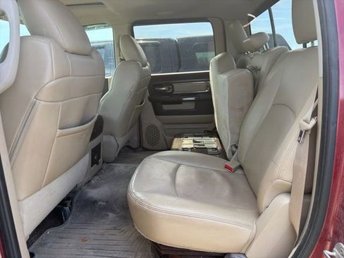 Used 2014 RAM 1500 Laramie w/ Convenience Group AWD/4WD image 8