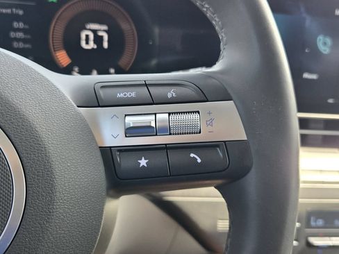 Certified 2024 Hyundai Kona SEL FWD image 24