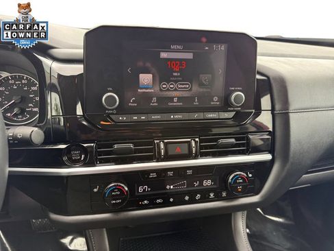 Certified 2025 Nissan Pathfinder SV AWD/4WD image 11