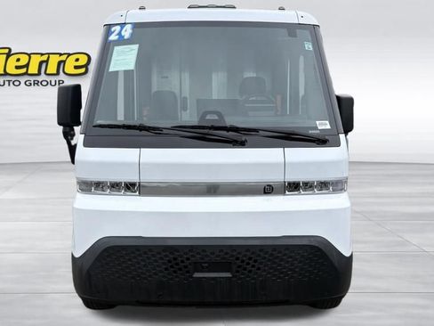 Used 2024 Chevrolet Brightdrop 400 w/ Commercial Equipment Package AWD/4WD image 8