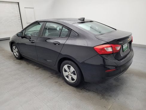 Used 2018 Chevrolet Cruze LS image 3