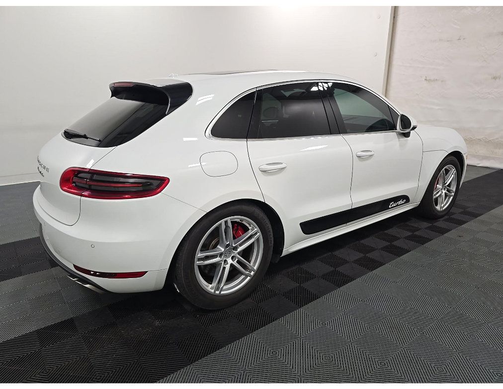 Used 2015 Porsche Macan Turbo AWD/4WD image 6