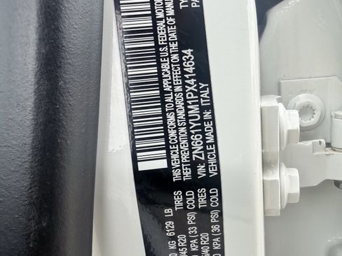 Used 2023 Maserati Levante Modena image 28