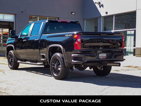 Used 2025 Chevrolet Silverado 2500 Custom w/ Custom Value Package image 6