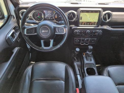 Used 2023 Jeep Wrangler Unlimited Sahara w/ Cold Weather Group AWD/4WD image 27