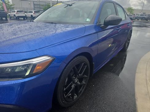 Used 2022 Honda Civic Sport image 6