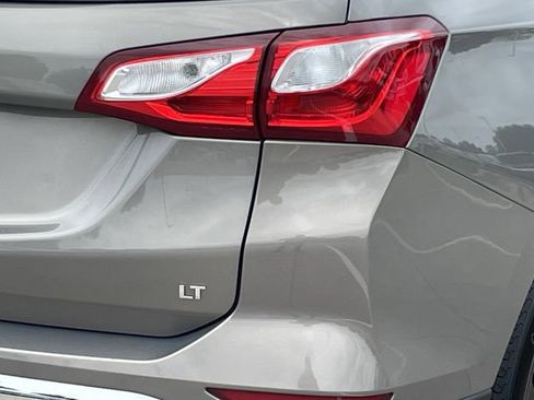 Used 2018 Chevrolet Equinox LT image 6