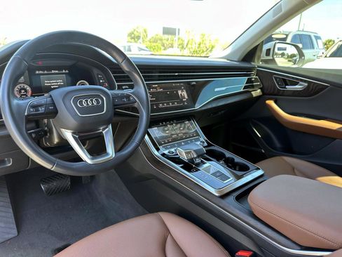 Used 2022 Audi Q8 Premium Plus image 17