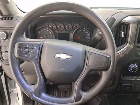 Used 2025 Chevrolet Silverado 2500 W/T w/ WT Convenience Package image 22