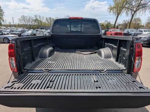 Used 2017 Nissan Frontier SV AWD/4WD image 14