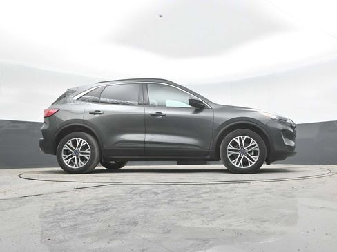 Used 2020 Ford Escape SEL AWD/4WD image 30