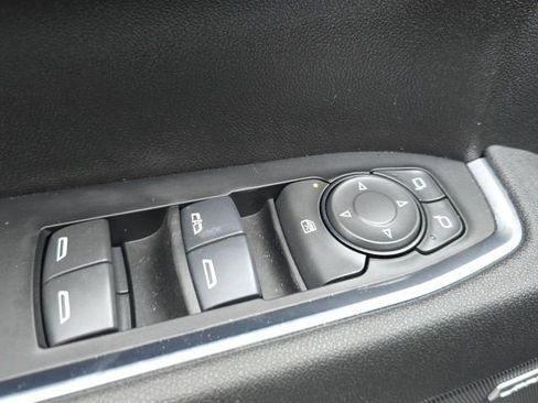 Certified 2025 GMC Sierra 1500 Elevation w/ Preferred Package image 15