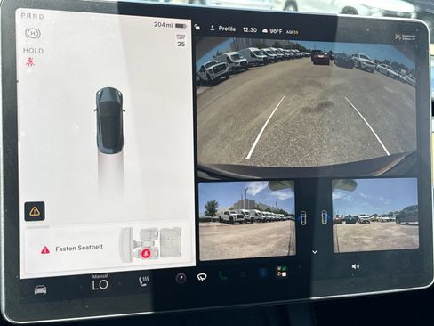 Used 2023 Tesla Model 3 Standard Range RWD image 17