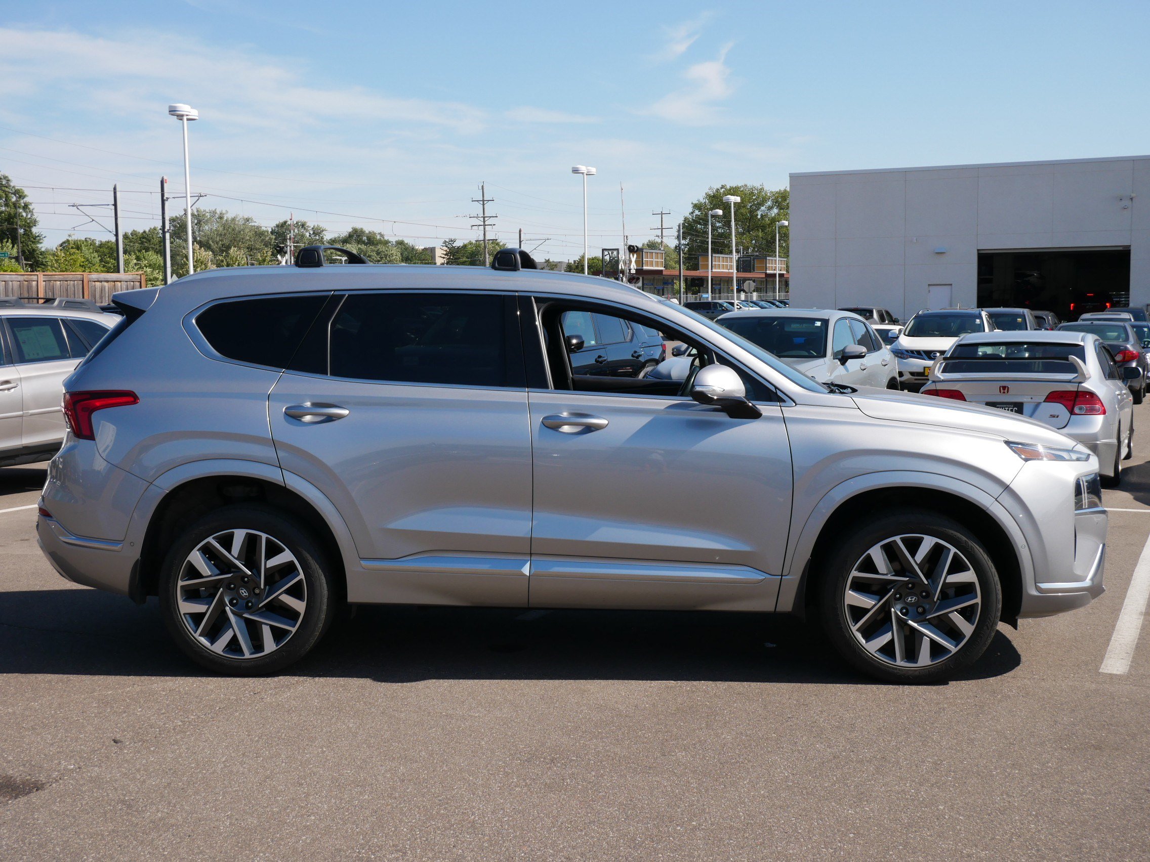 Used 2022 Hyundai Santa Fe Calligraphy AWD/4WD image 9