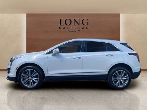 Certified 2024 Cadillac XT5 Premium Luxury image 2