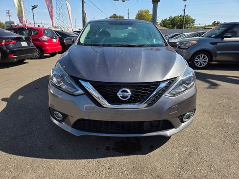 Used 2019 Nissan Sentra SR FWD image 6