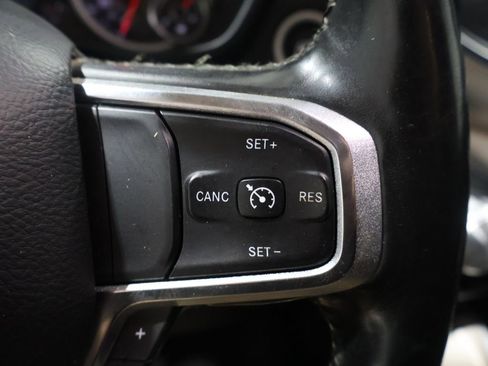 Used 2019 RAM 1500 Laramie image 35