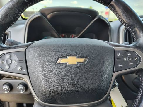 Used 2019 Chevrolet Colorado Z71 AWD/4WD image 10