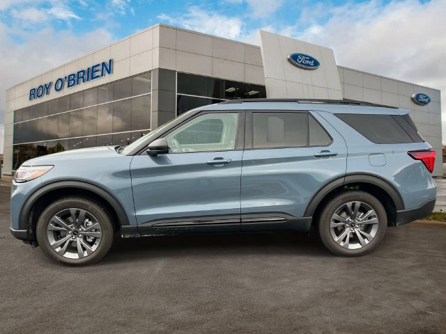 Certified 2026 Ford Explorer Active w/ Active Comfort Package AWD/4WD image 2